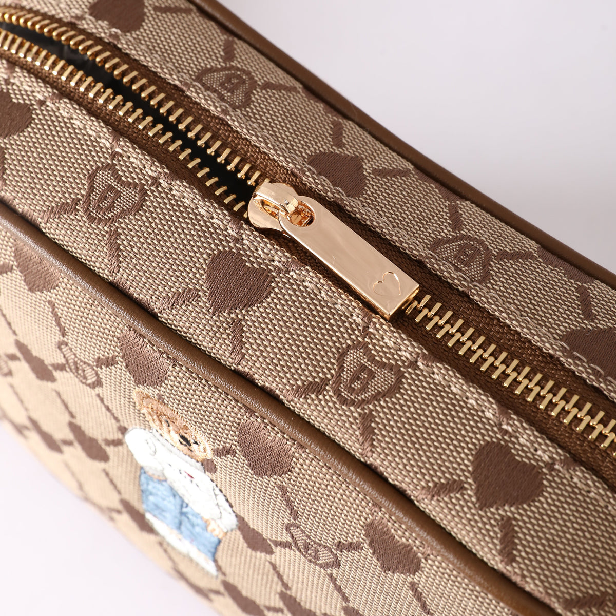 B-Loved Bear Beige - Camera Bag